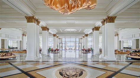 Versace dubai suites